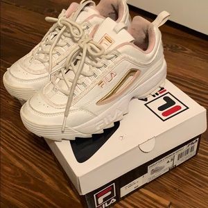 Youth Sz 4.5 Fila Disruptor ll Premium Repeat